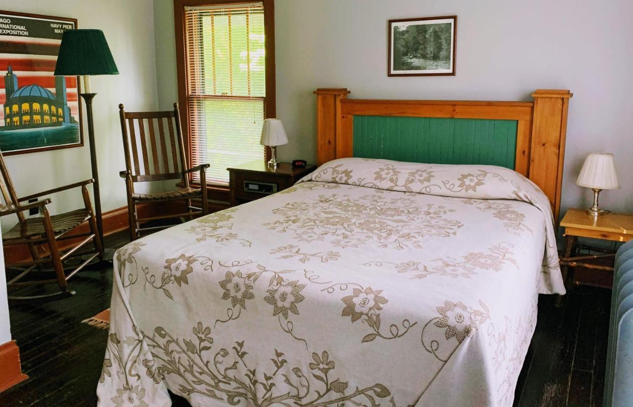Lakeside Inn Inn Lakeside